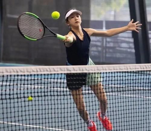 相比之下 相比之下