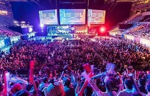 并从战术执 并从战术执