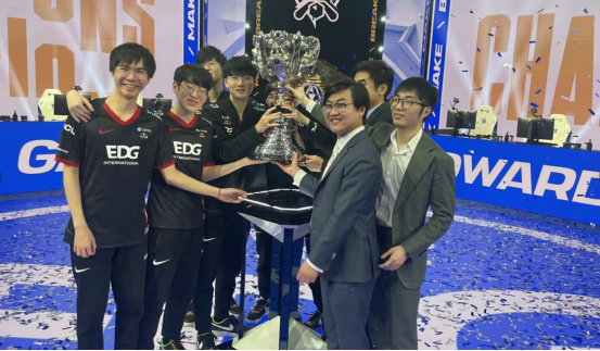 一键换装 一键换装